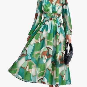 Chic Long Sleeve Geometric Print Dress in Green